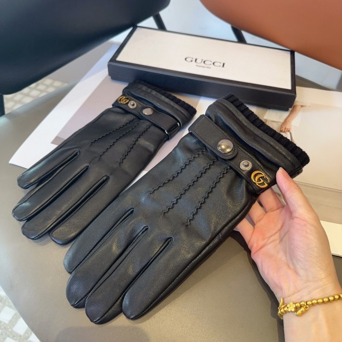 Gucci Gloves 006