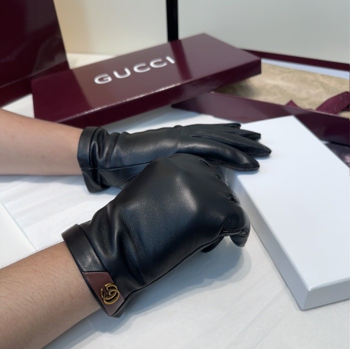 Gucci Gloves 008