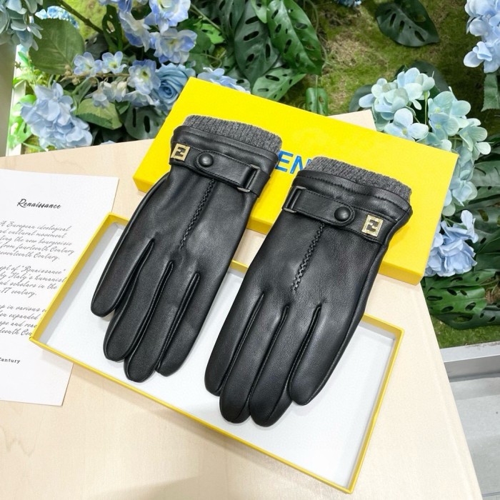 Fendi Gloves 001