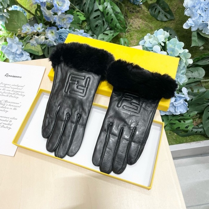 Fendi Gloves 003