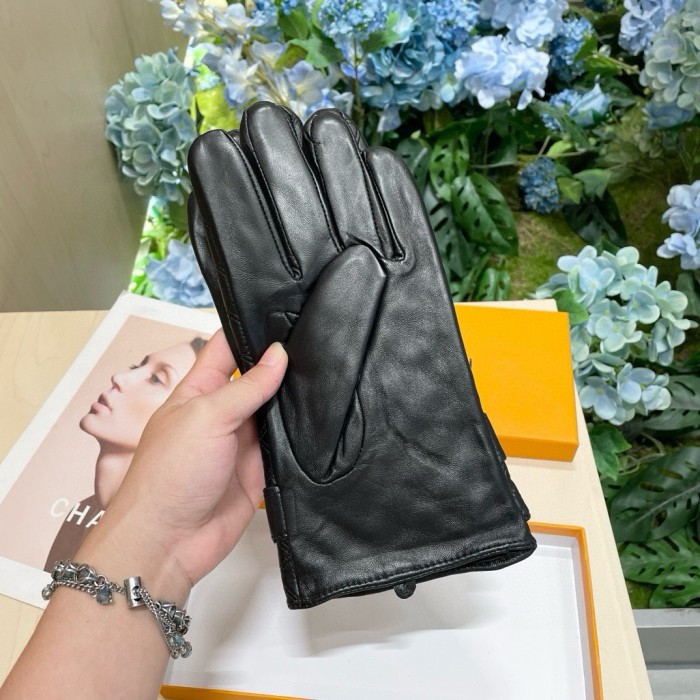 LV Gloves 002