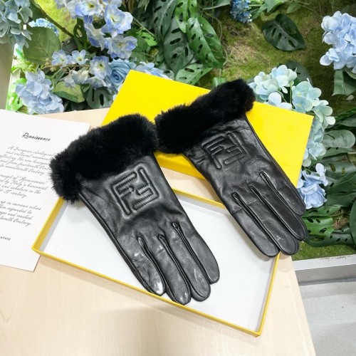 Fendi Gloves 003