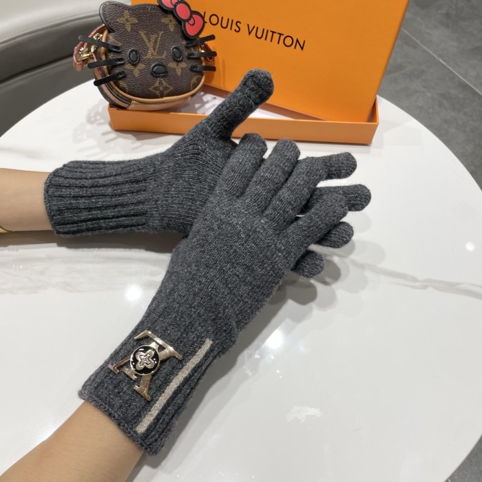 LV Gloves 012