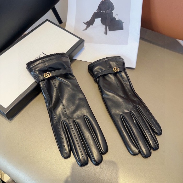 Gucci Gloves 007