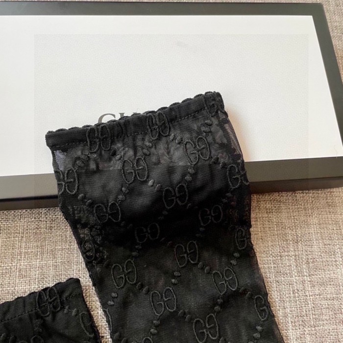 Gucci Gloves 011