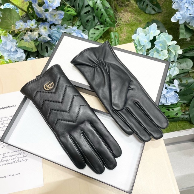 Gucci Gloves 020