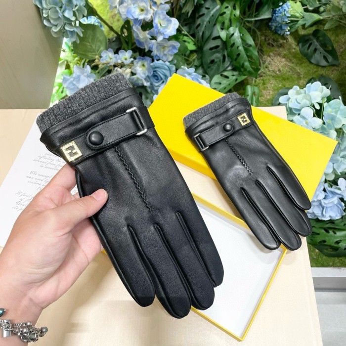 Fendi Gloves 001