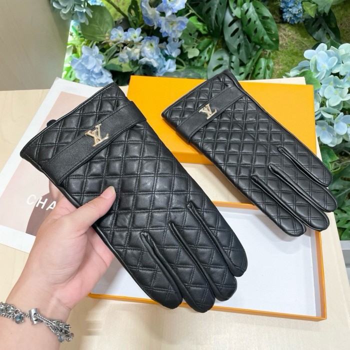 LV Gloves 002