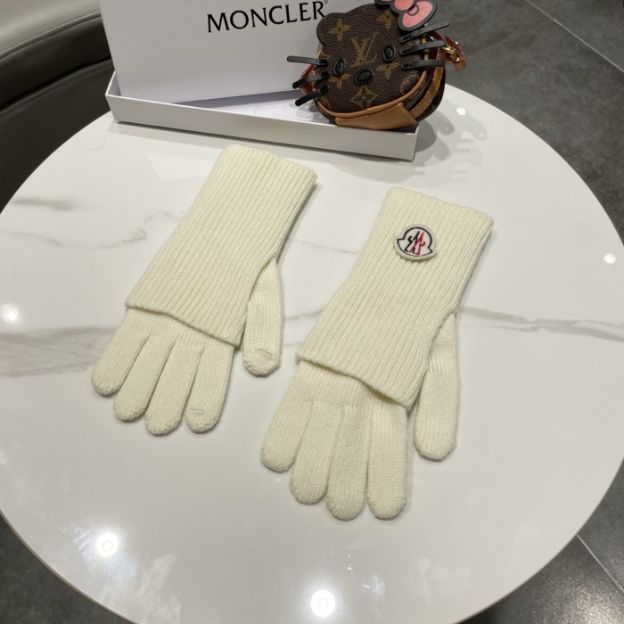 Moncler Gloves 005