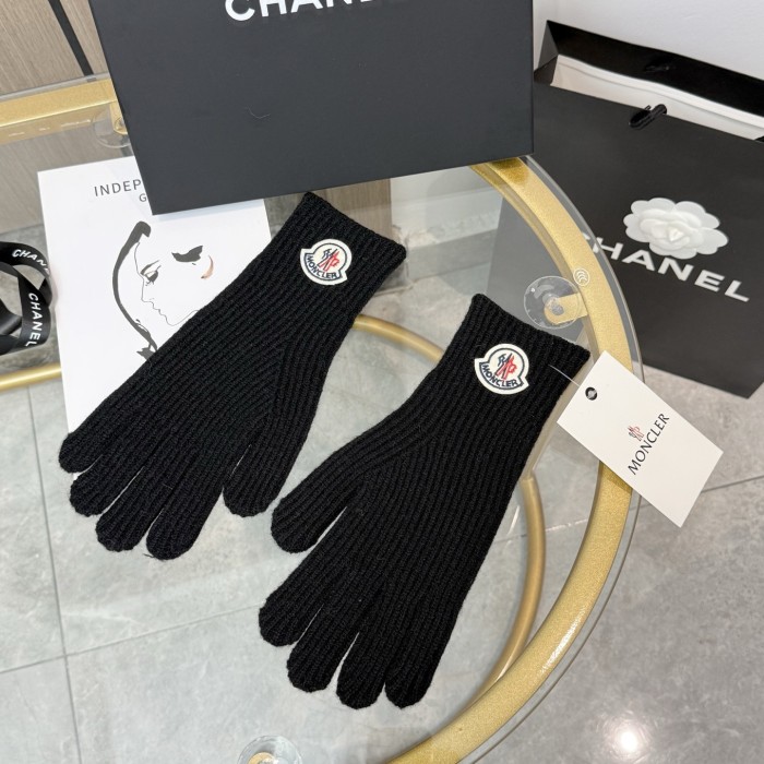 Moncler Gloves 001