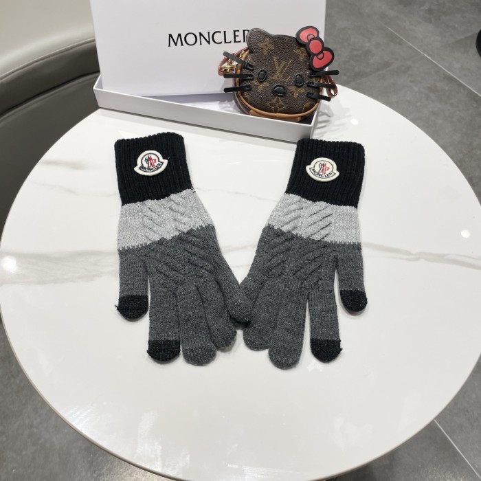 Moncler Gloves 004