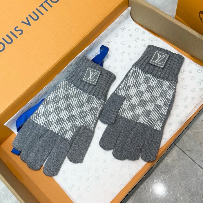 LV Gloves 018