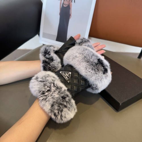 Prada Gloves 003