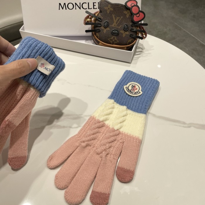 Moncler Gloves 004