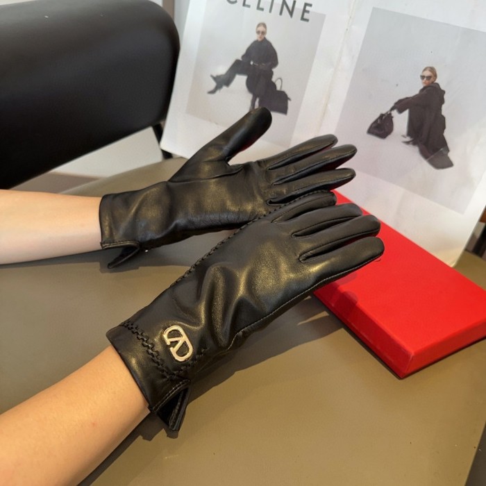 Valentino Gloves 001