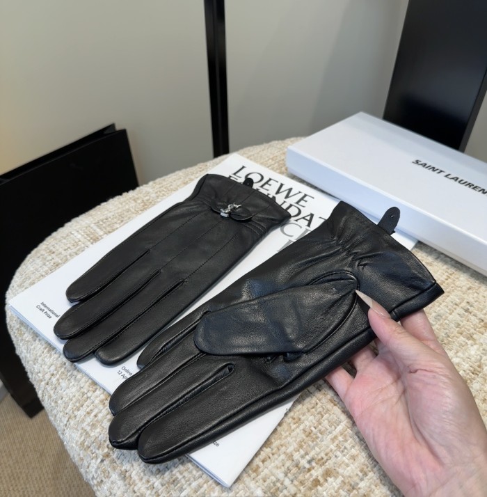 YSL Gloves 002