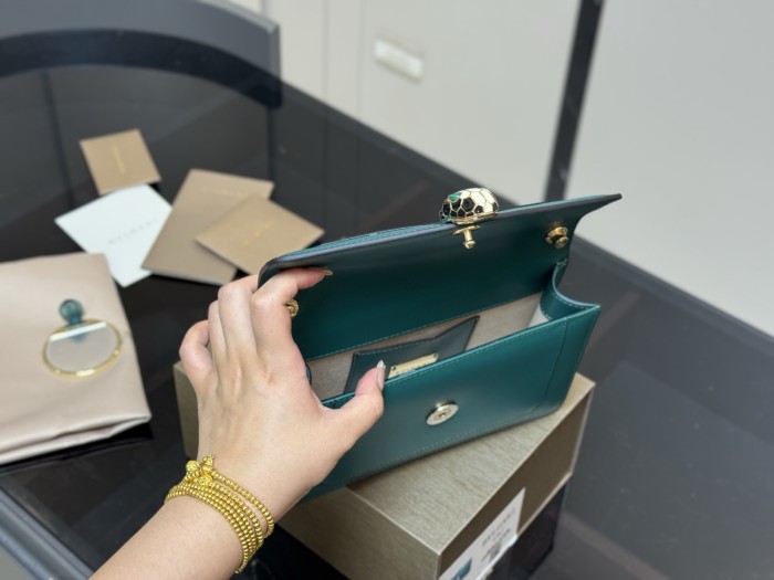 Bvlgari Shoulder Bag 001 DB002 22cm