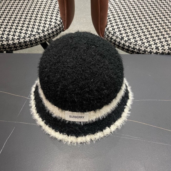 Burberry Hats & Caps 003