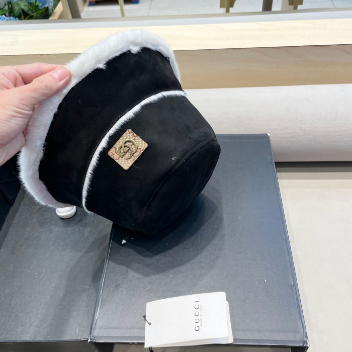 Gucci Hats & Caps 003