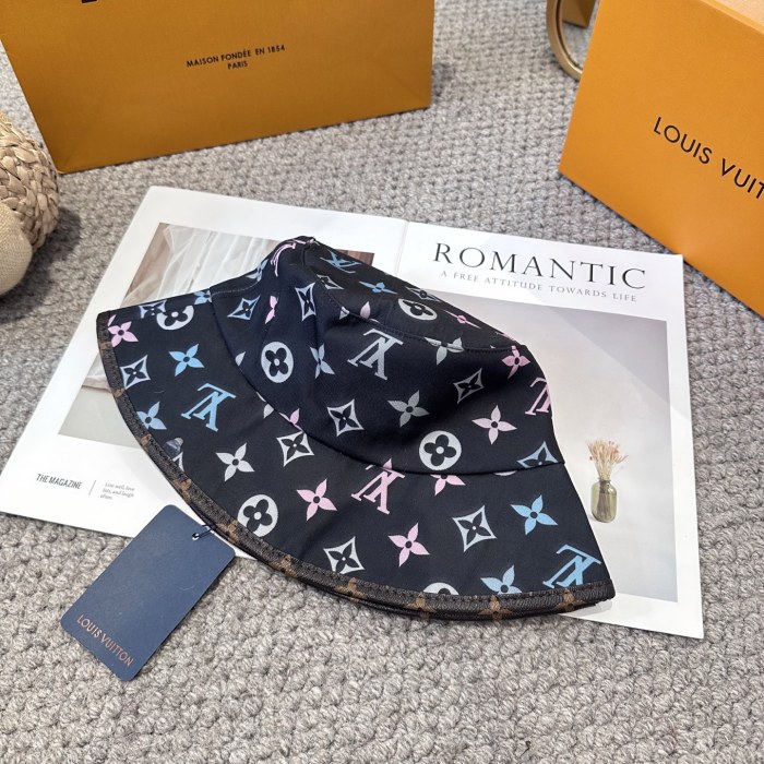 LV Hats & Caps 016