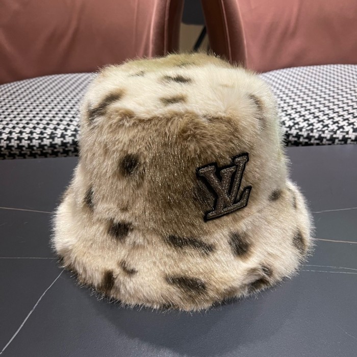 LV Hats & Caps 010