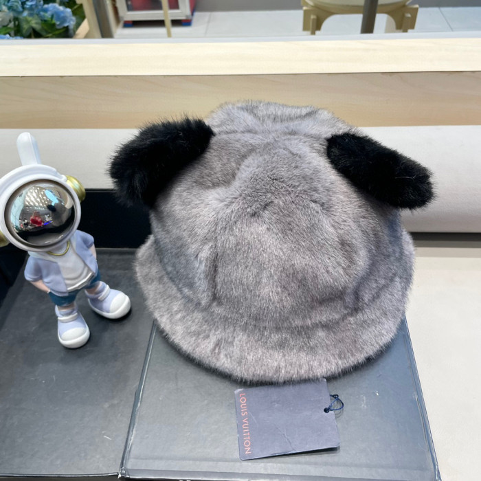 LV Hats & Caps 015