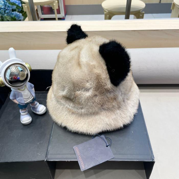 LV Hats & Caps 015