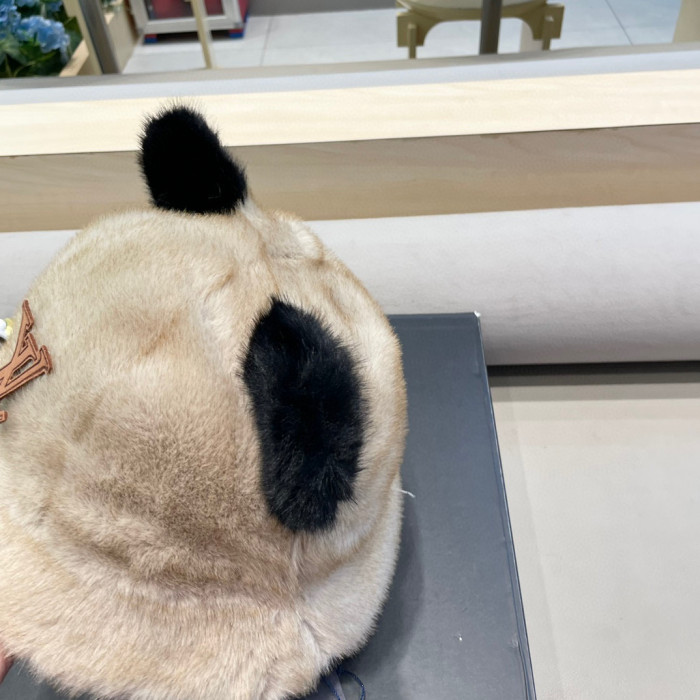 LV Hats & Caps 015