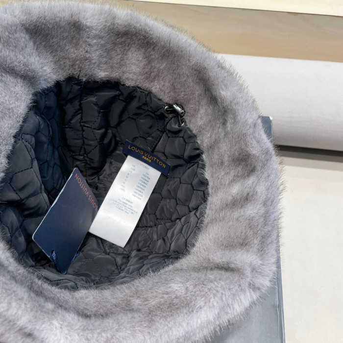 LV Hats & Caps 015