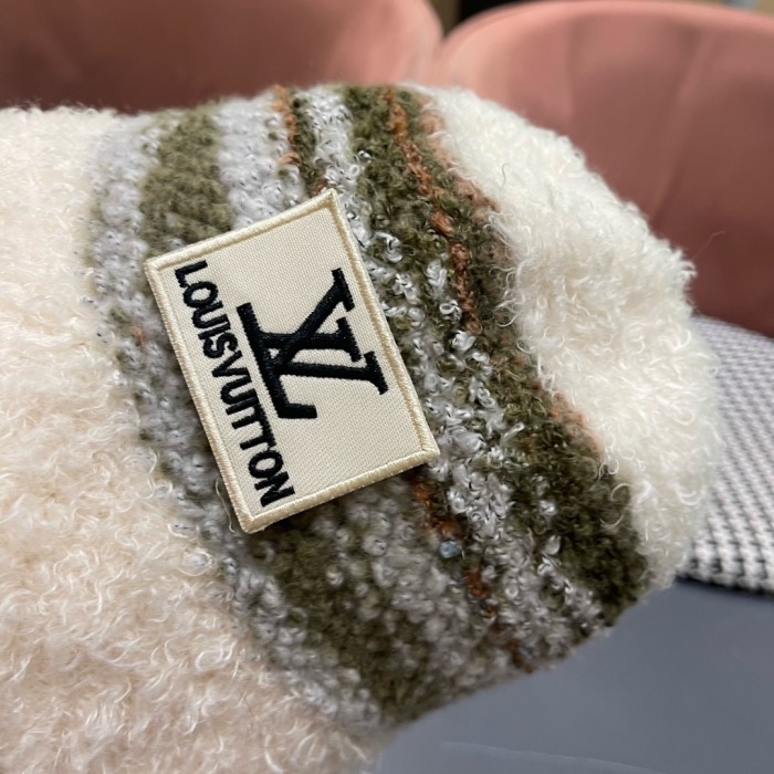 LV Hats & Caps 011