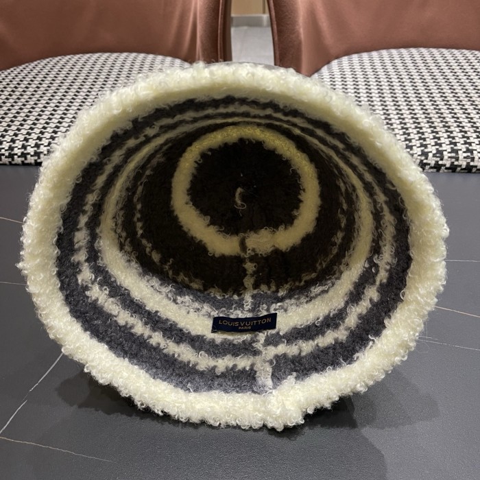 LV Hats & Caps 007