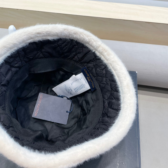 LV Hats & Caps 014