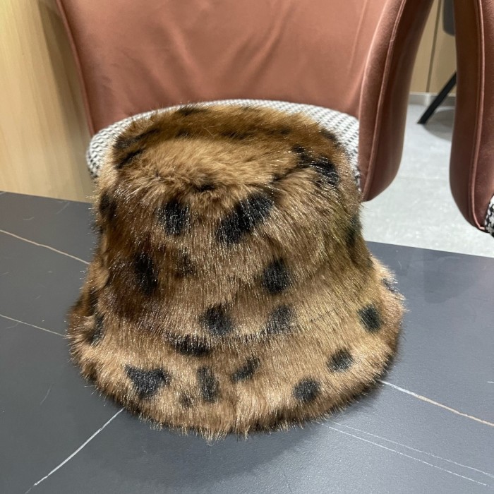 LV Hats & Caps 010
