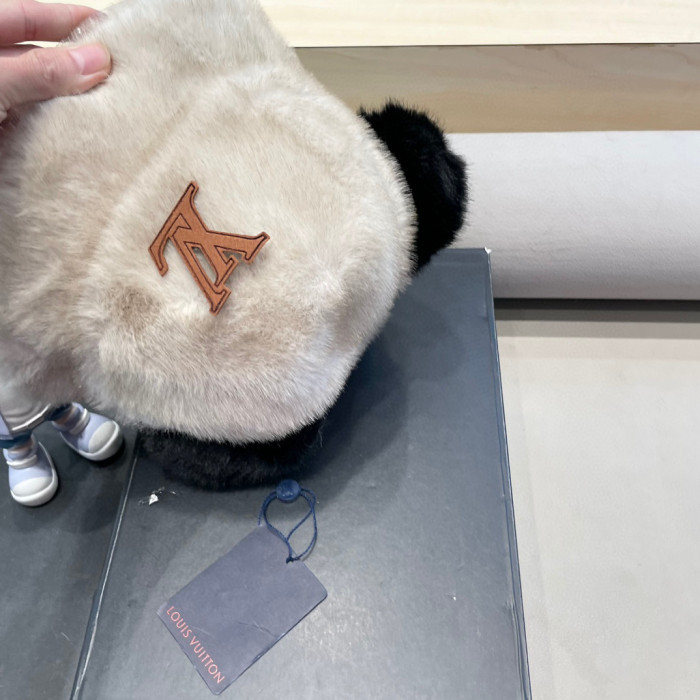 LV Hats & Caps 015