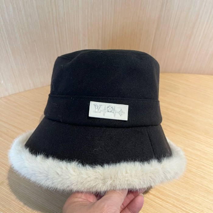 LV Hats & Caps 013