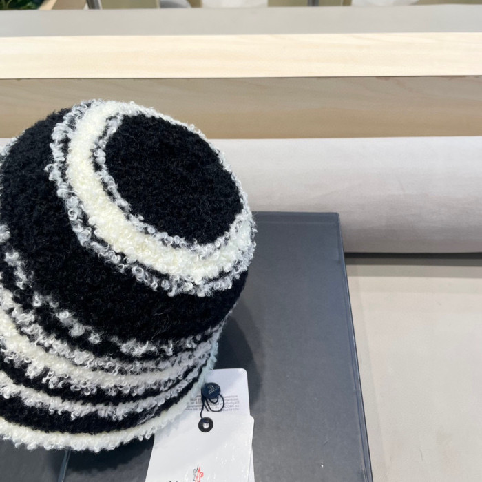 Moncler Hats & Caps 012