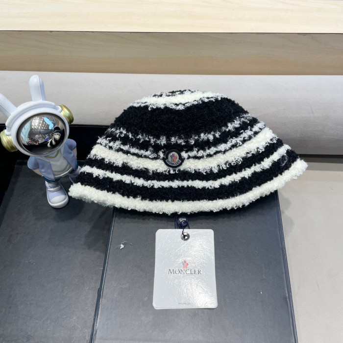 Moncler Hats & Caps 012