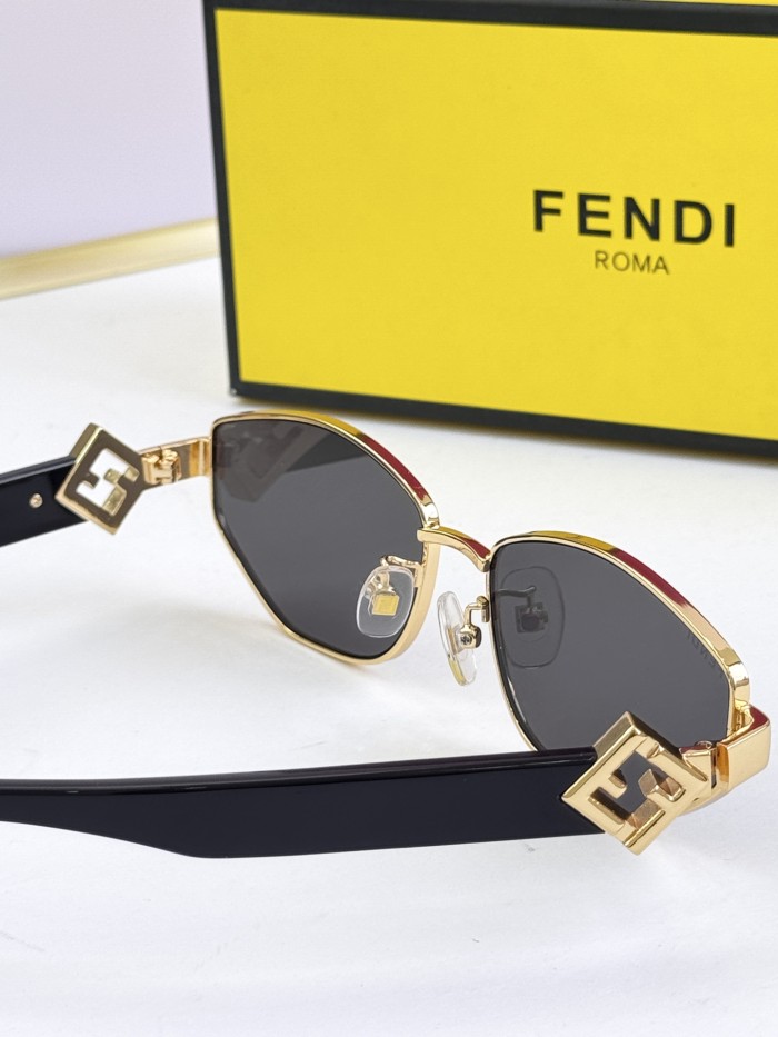 Fendi Sunglasses F50222I