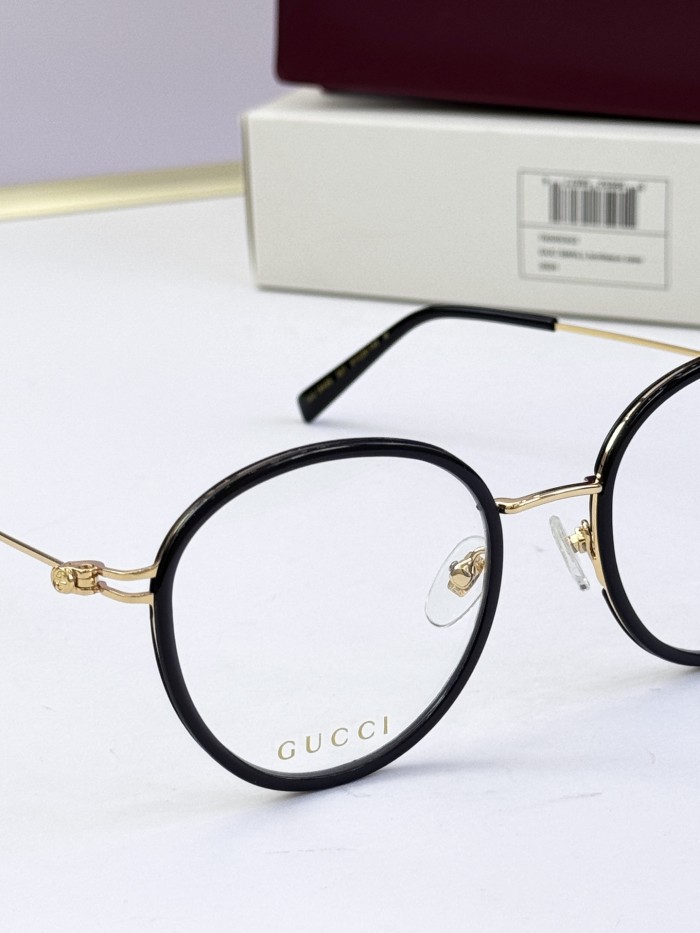 Gucci Sunglasses GG1849S