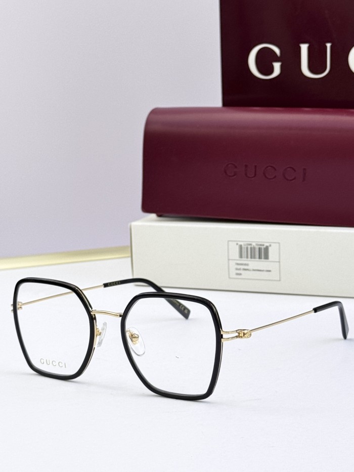 Gucci Sunglasses GG1850SA