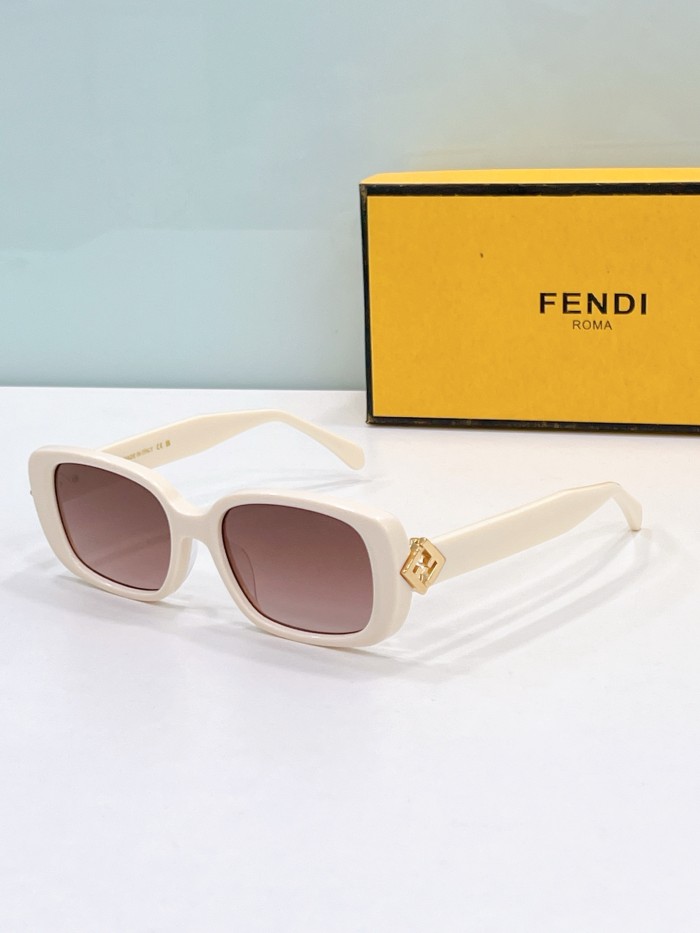 Fendi Sunglasses FD8133