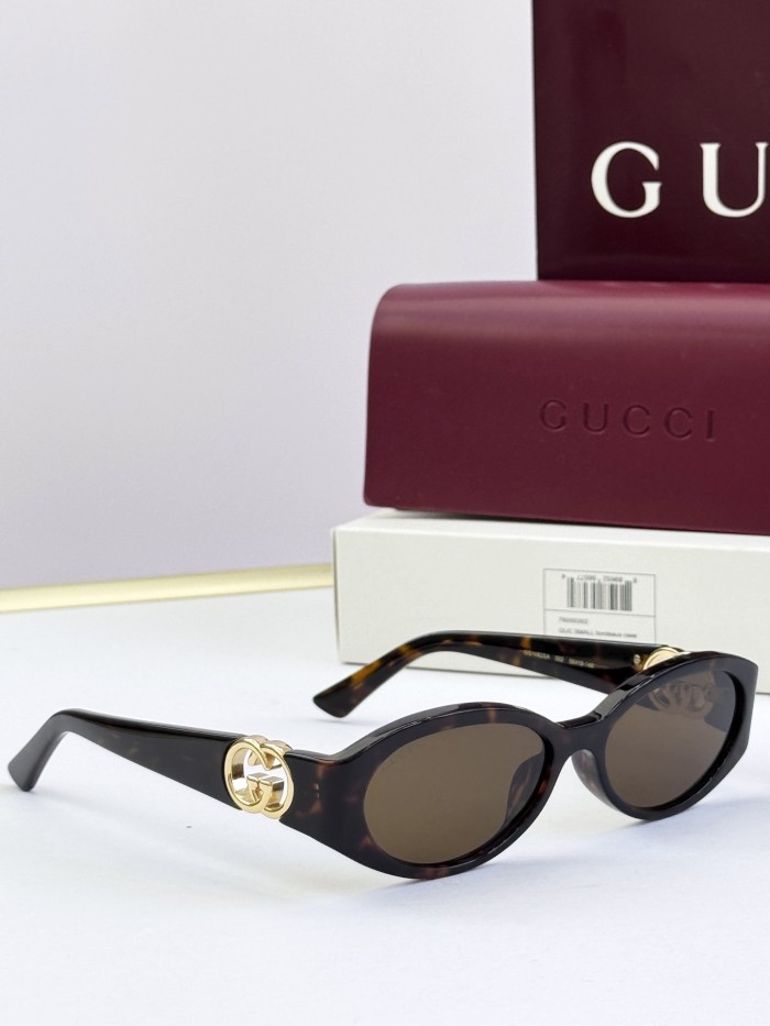 Gucci Sunglasses GG1662SA