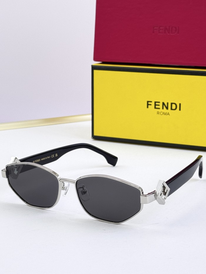 Fendi Sunglasses F50222I
