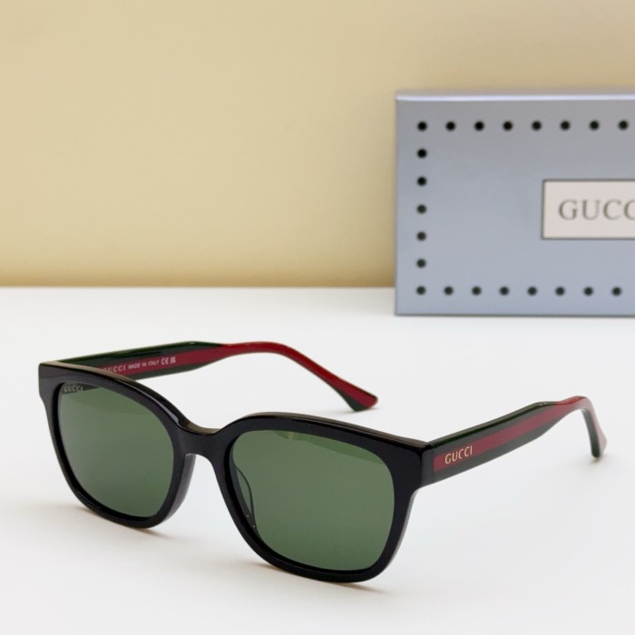 Gucci Sunglasses GG1872SK