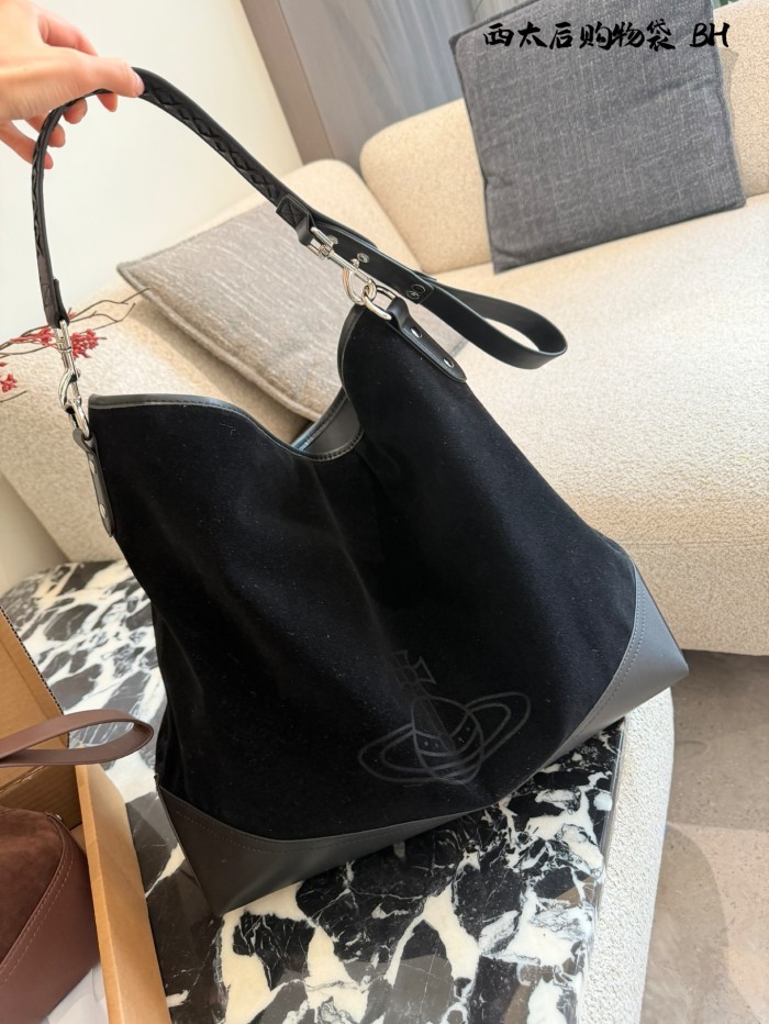 Vivienne Westwood Tote 007 DB022 37cm