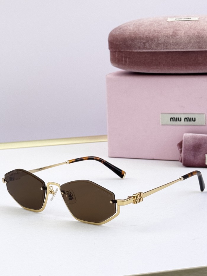 Miu Miu Sunglasses SMU B72