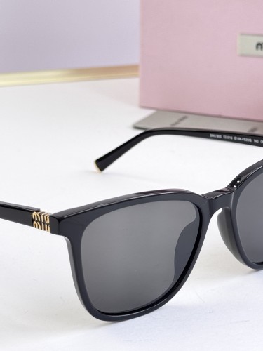 Miu Miu Sunglasses SMU B03