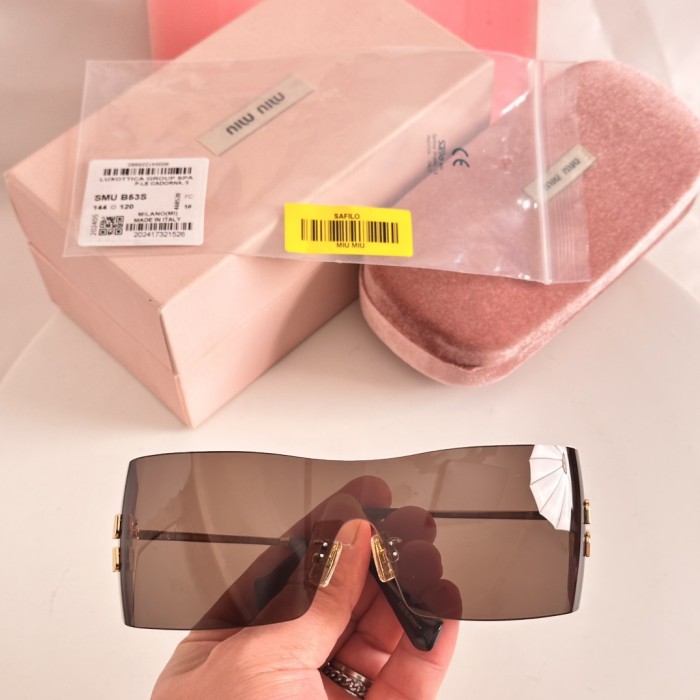 Miu Miu Sunglasses SMUB53S