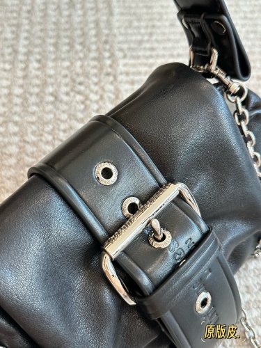 Vivienne Westwood Shoulder Bag 001 DB592 26cm