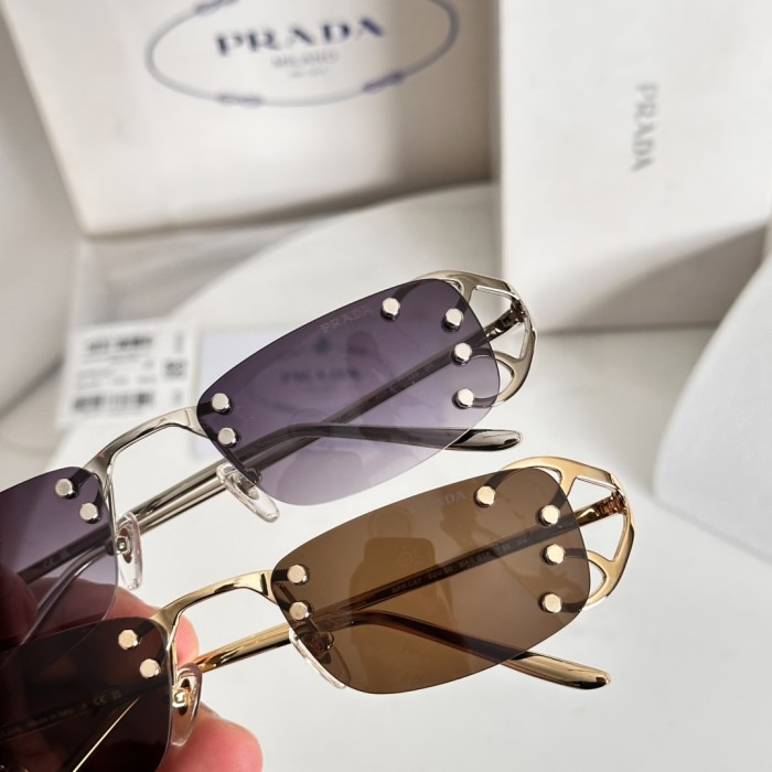 Prada Sunglasses SPRC57